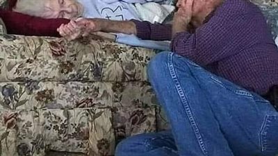 زوجة تكشف لزوجها سراً بعد 60 عاماً