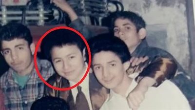 هذا الطفل أصبح أشهر مطرب وفنان في مصر حاليًا.. «ركز هتعرفه»